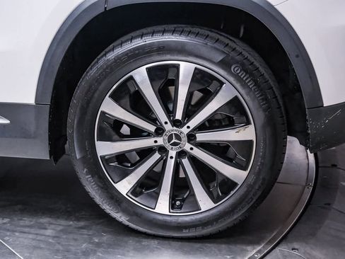 Certified 2023 Mercedes-Benz GLA 250 image 9