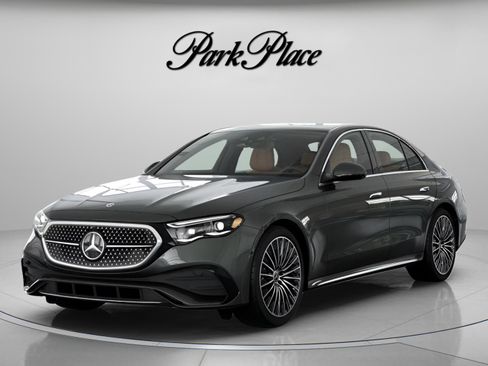 New 2026 Mercedes-Benz E 350 4MATIC Sedan image 40