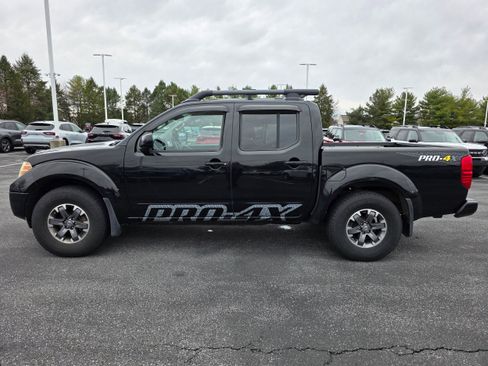 Used 2015 Nissan Frontier PRO-4X w/ Pro-4x Luxury Package image 2