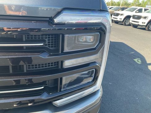 New 2026 Ford F250 Platinum AWD/4WD image 9