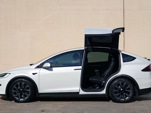 Used 2022 Tesla Model X AWD/4WD image 54