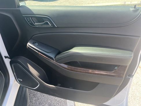 Used 2018 Chevrolet Tahoe LT AWD/4WD image 6