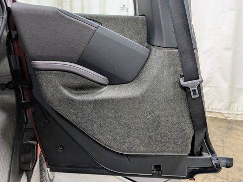 Used 2014 BMW i3 w/ Range Extender RWD image 16