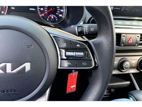 Used 2024 Kia Forte LXS w/ LXS Technology Package image 16