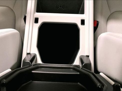 Certified 2025 Land Rover Defender 130 S AWD/4WD image 11