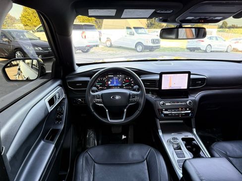 Used 2020 Ford Explorer Limited RWD image 35