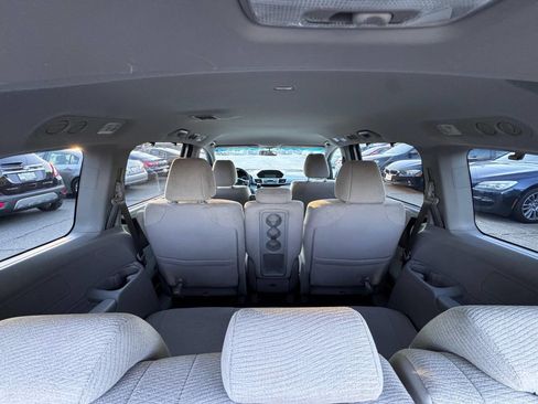 Used 2011 Honda Odyssey EX image 10