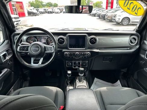 Used 2020 Jeep Wrangler Unlimited Sahara AWD/4WD image 23