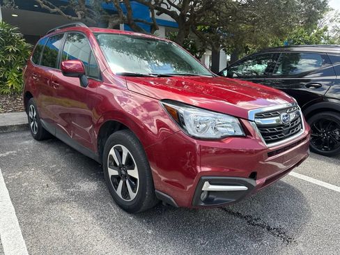 Used 2018 Subaru Forester 2.5i Premium AWD/4WD image 3