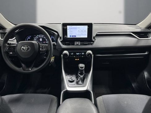 Used 2024 Toyota RAV4 LE AWD/4WD image 18