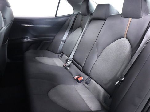 Used 2019 Toyota Camry LE FWD image 30