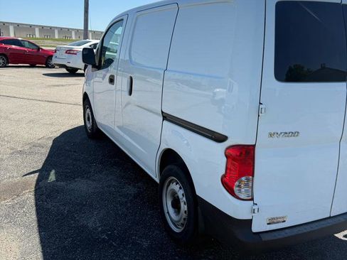 Used 2019 Nissan NV200 S w/ Back Door Glass Package FWD image 5