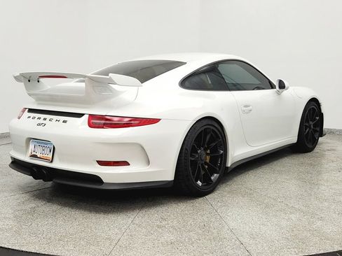 Used 2014 Porsche 911 GT3 RWD image 5