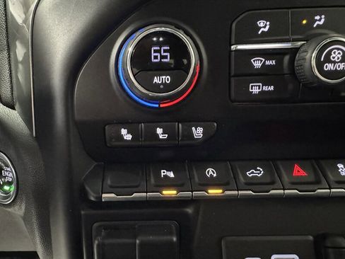 Used 2021 Chevrolet Silverado 1500 LTZ image 12