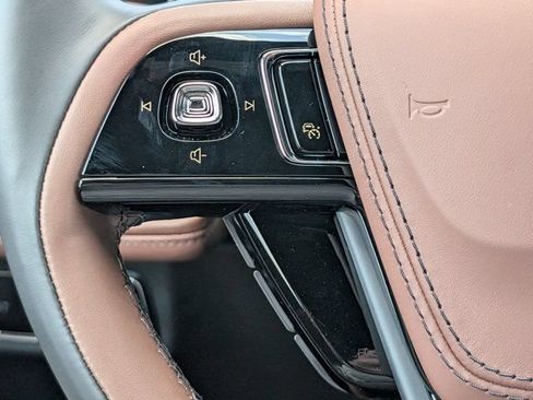 New 2026 Lincoln Aviator Reserve AWD/4WD image 25