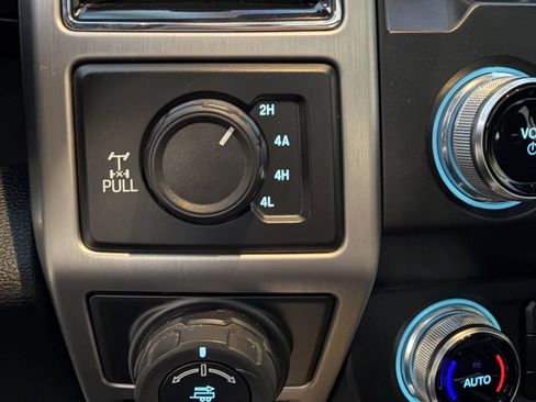 Used 2019 Ford F150 Platinum w/ Equipment Group 701A Luxury AWD/4WD image 44