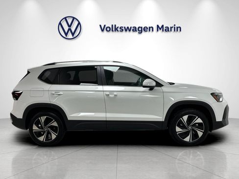 New 2026 Volkswagen Taos SE AWD/4WD image 6