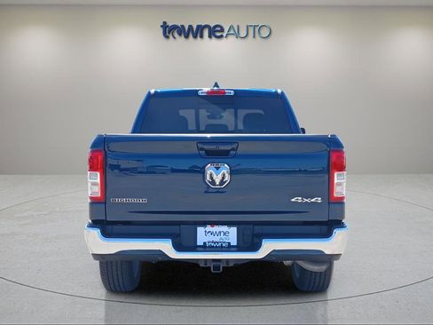 Used 2022 RAM 1500 Big Horn AWD/4WD image 4