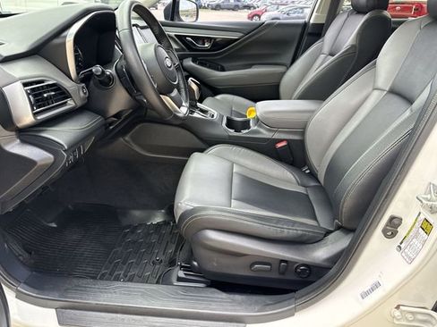 Used 2021 Subaru Outback Onyx Edition XT w/ Popular Package #2 AWD/4WD image 18