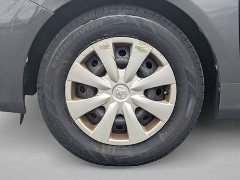 Used 2011 Toyota Corolla LE FWD image 9