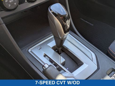 Used 2018 Subaru Crosstrek 2.0i Premium w/ Moonroof Package image 25