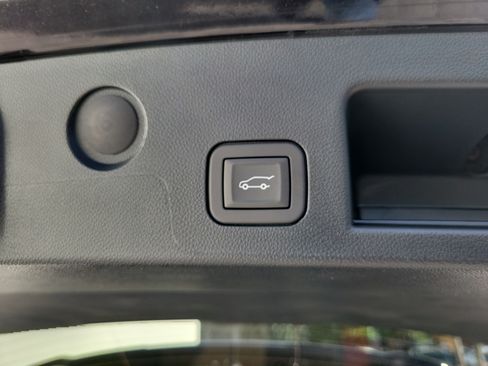 New 2027 GMC Terrain Elevation w/ Elevation Premium Package FWD image 10