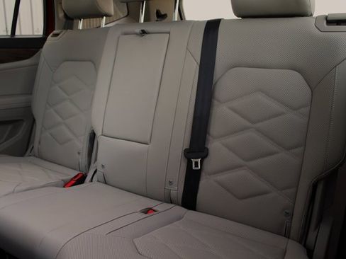 New 2025 Volkswagen Atlas SEL image 18