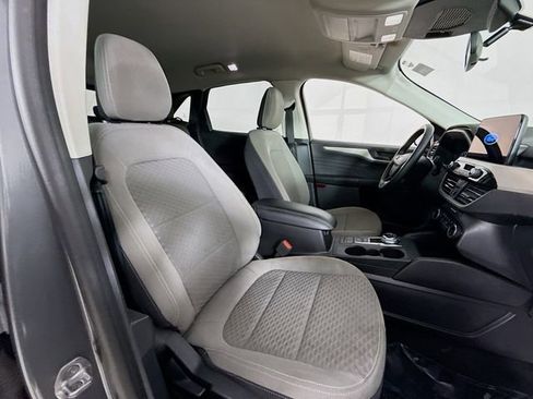 Used 2022 Ford Escape SE w/ Convenience Package image 25