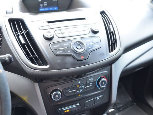 Used 2018 Ford Escape S image 12