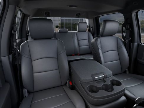 New 2025 RAM 3500 Tradesman AWD/4WD image 16