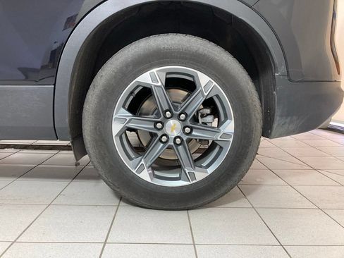 Used 2025 Chevrolet Blazer LT AWD/4WD image 25