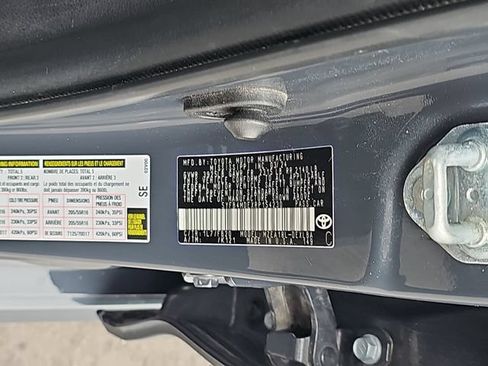 Used 2024 Toyota Corolla LE FWD image 41