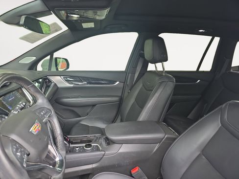 Used 2023 Cadillac XT6 Premium Luxury FWD image 16