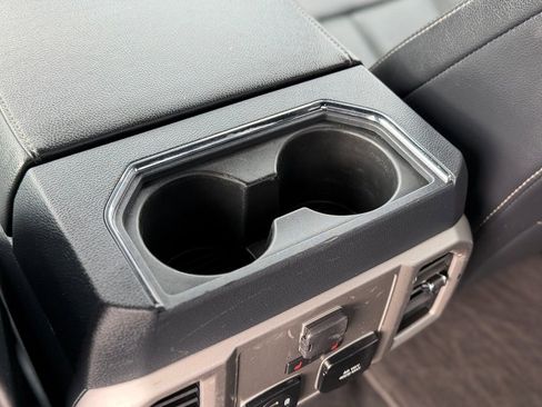 Used 2022 Ford F350 Lariat image 8