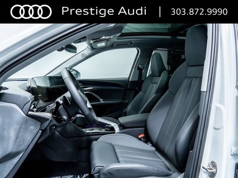 Used 2025 Audi Q5 Premium w/ Premium Plus AWD/4WD image 5