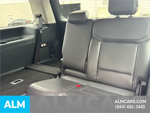 Certified 2025 Ford Expedition Active image 29