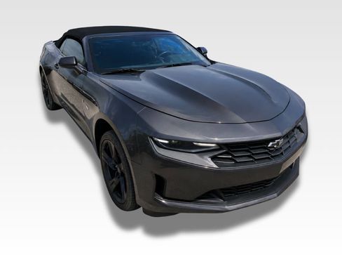 Used 2021 Chevrolet Camaro LT RWD image 2