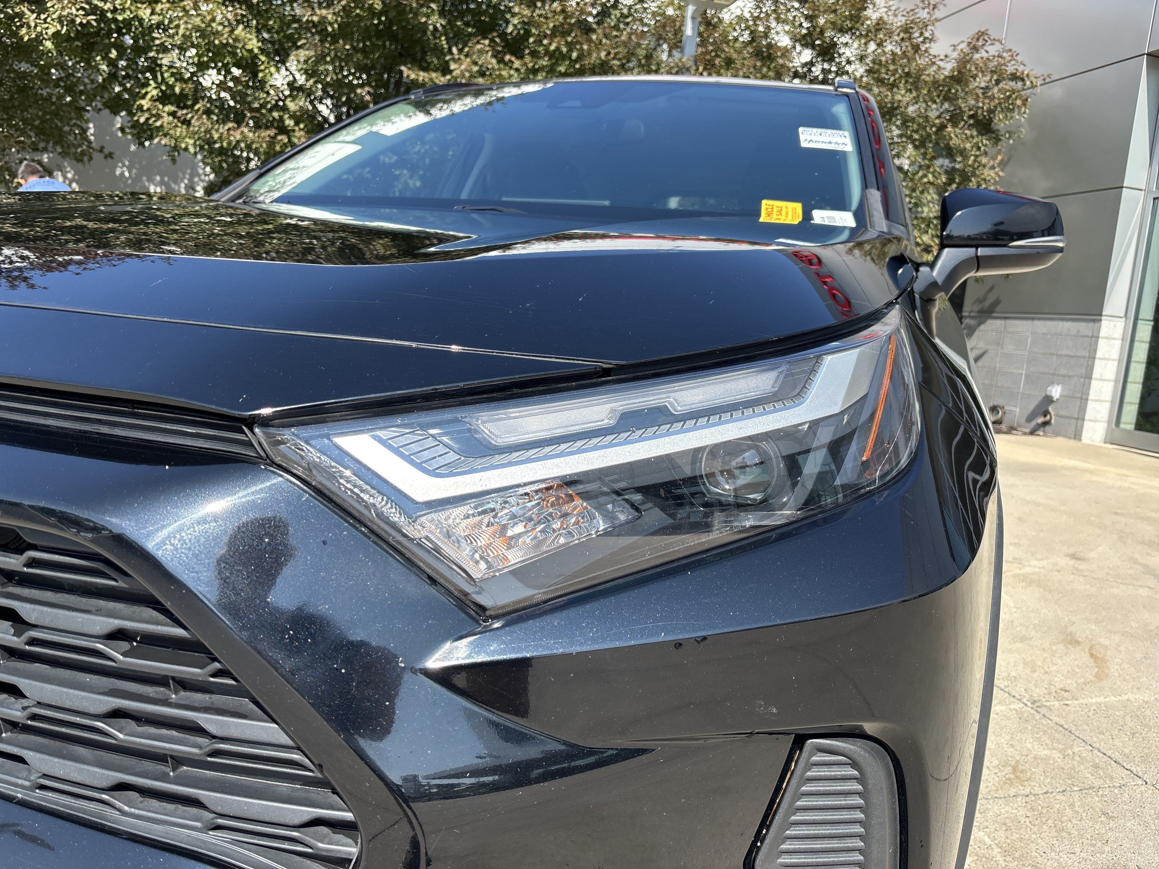 Used 2023 Toyota RAV4 LE AWD/4WD image 11