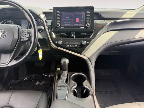Certified 2023 Toyota Camry SE image 11