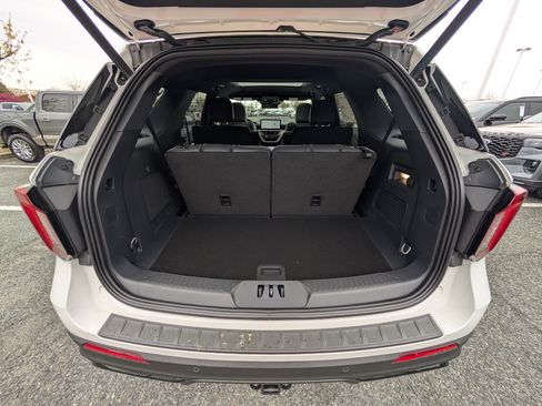 New 2026 Ford Explorer ST image 9