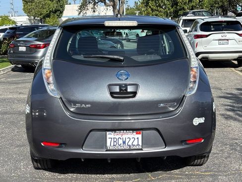 Used 2013 Nissan Leaf SV w/ LED & Quick Charge Pkg FWD image 4