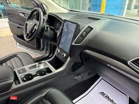 Used 2024 Ford Edge SEL image 27