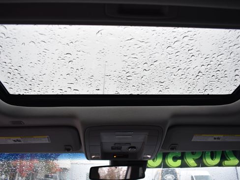 Used 2019 GMC Yukon XL SLT w/ Open Road Package image 30