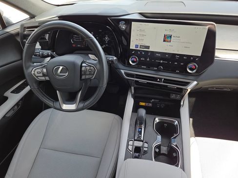 Certified 2025 Lexus RX 350 AWD image 35