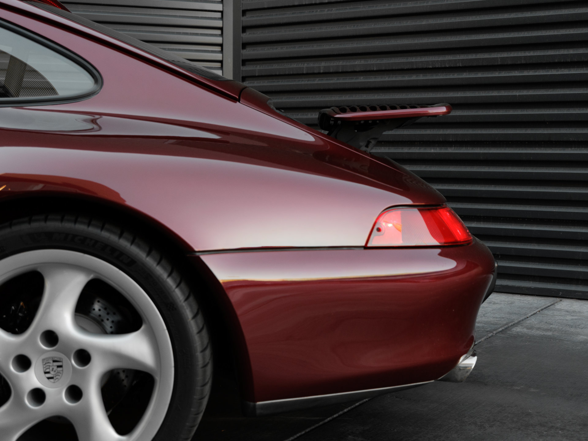 Used 1997 Porsche 911 Carrera S RWD image 37