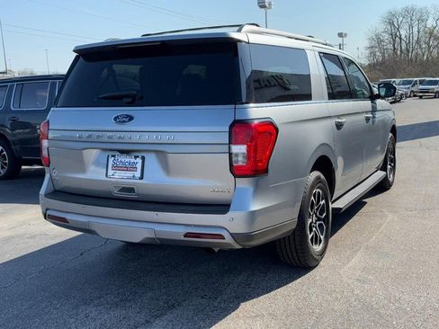 Used 2024 Ford Expedition Max XLT AWD/4WD image 3