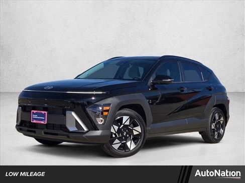 Certified 2025 Hyundai Kona SEL image 1