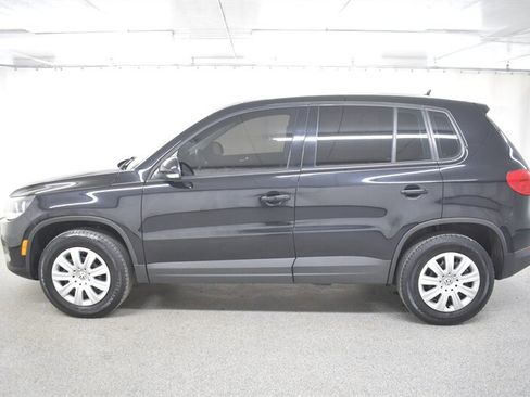 Used 2017 Volkswagen Tiguan Limited FWD image 4