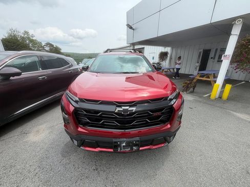 Used 2025 Chevrolet Equinox RS w/ Convenience Package III AWD/4WD image 7