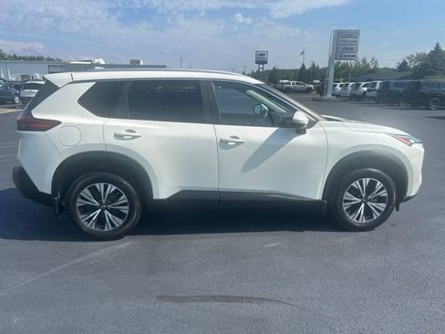 Used 2023 Nissan Rogue SV AWD/4WD image 6